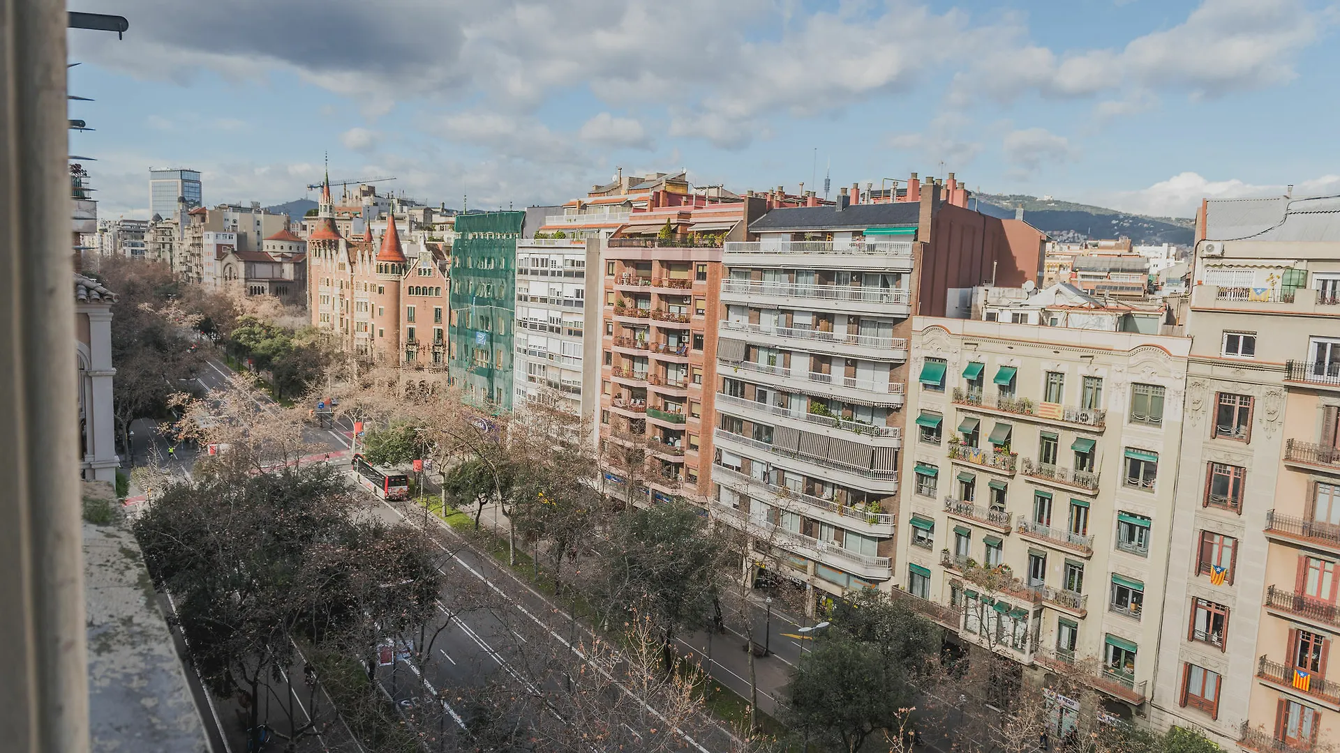 Go Barcelona Guest House 2*,  Spain