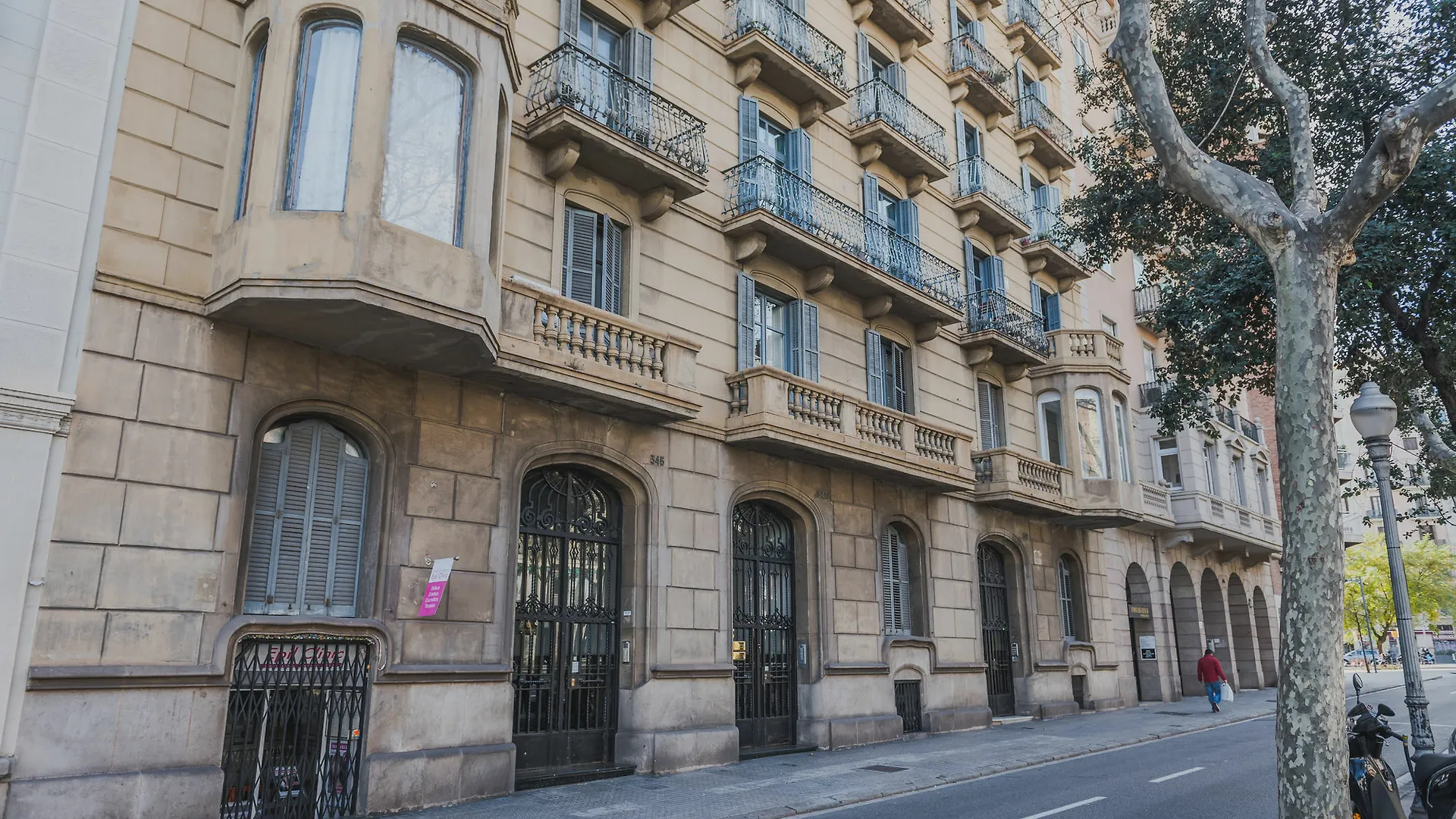 Go Barcelona Guest House